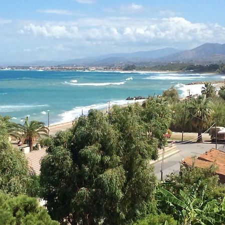 Golfo Di Tindari Apartments 팔코네 외부 사진