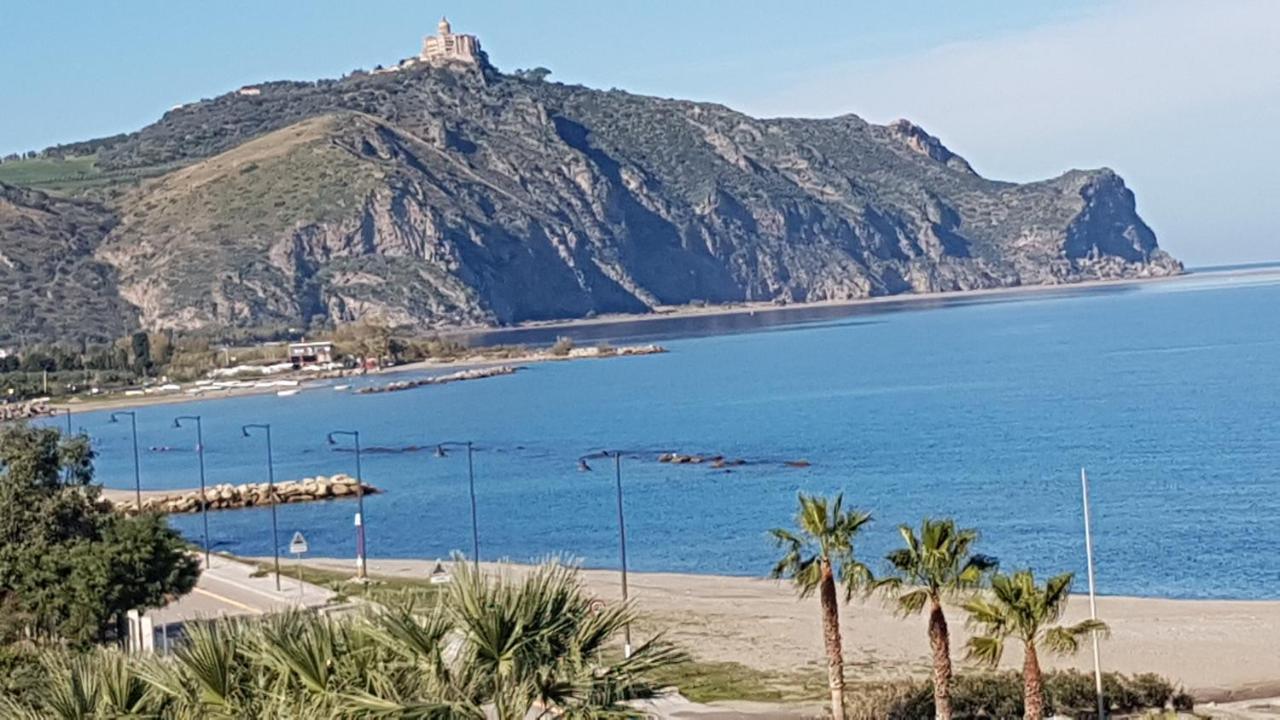 Golfo Di Tindari Apartments 팔코네 외부 사진