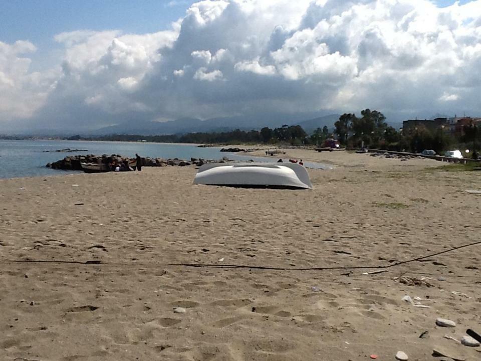 Golfo Di Tindari Apartments 팔코네 외부 사진