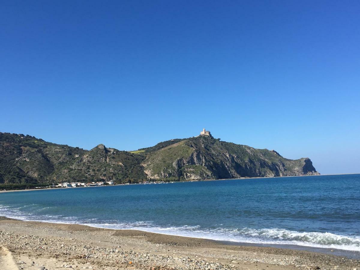 Golfo Di Tindari Apartments 팔코네 외부 사진